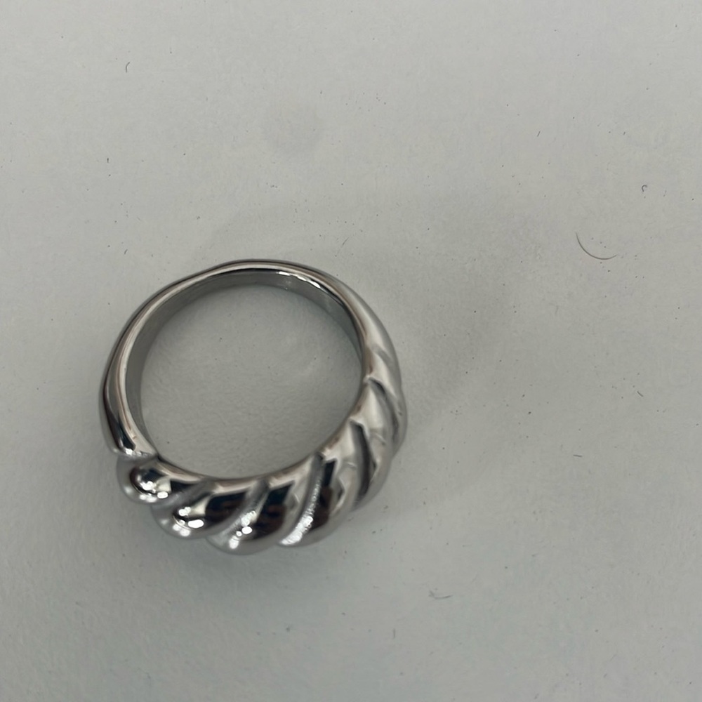 Sterling silver ring